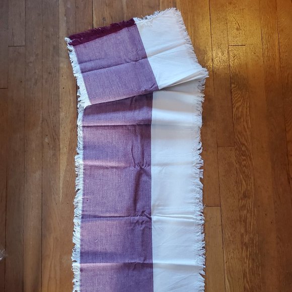 Pehr Designs Table Runner - NWT - Picture 3 of 3